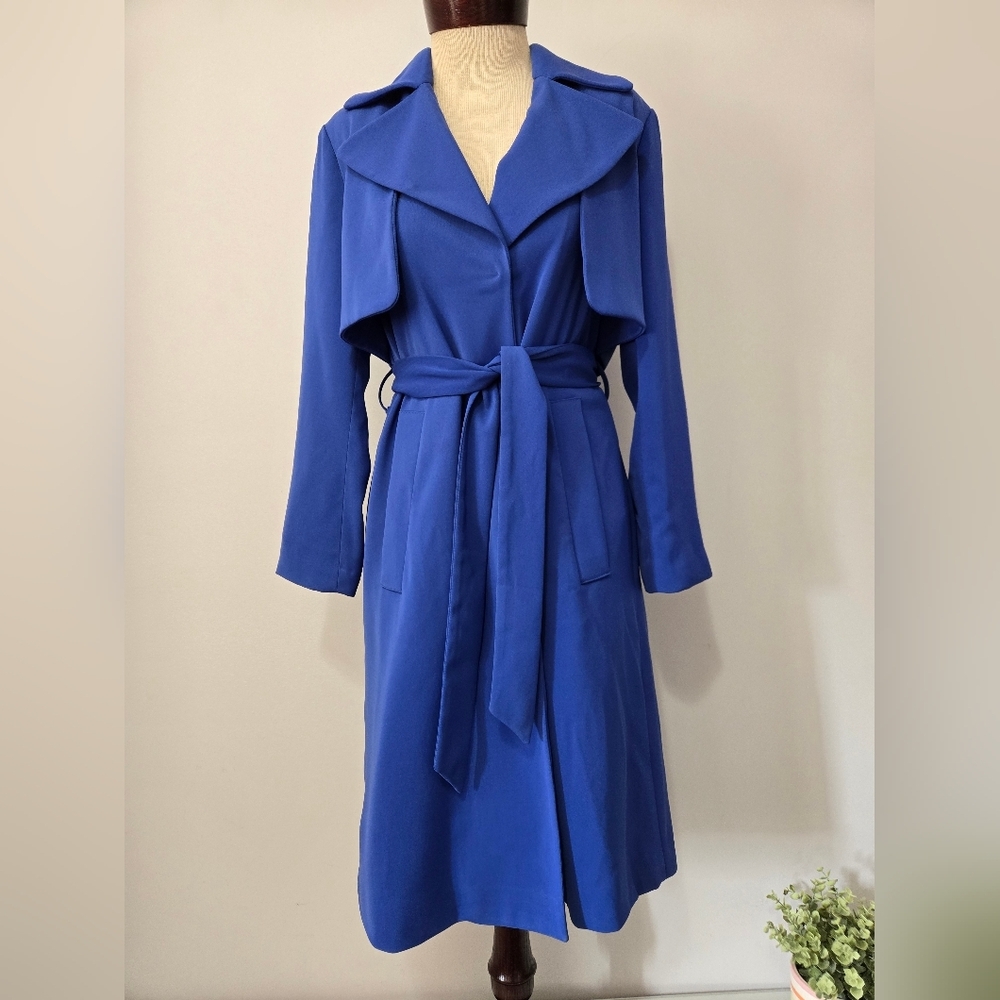 LONDON FOG HERITAGE Royal Blue Trench Coat. Gorgeous!! Size XS